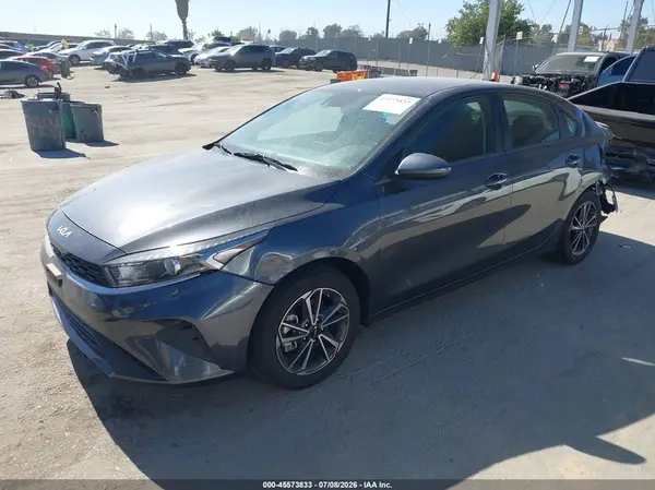 3KPF24AD3NE455310 2022 KIA FORTE - Image 2