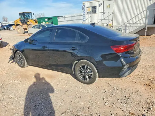 3KPF24AD3NE455792 2022 KIA FORTE - Image 2