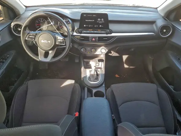 3KPF24AD3NE455792 2022 KIA FORTE - Image 8