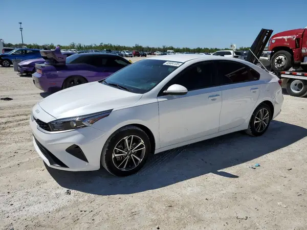 3KPF24AD3NE455923 2022 KIA FORTE - Image 1