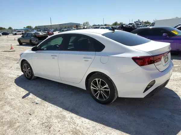 3KPF24AD3NE455923 2022 KIA FORTE - Image 2