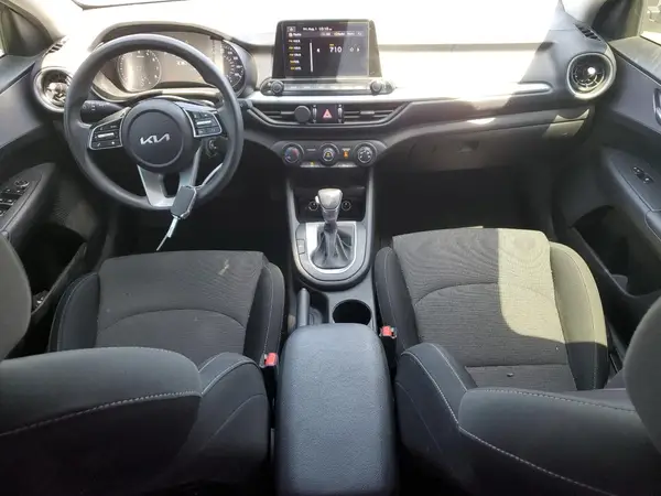 3KPF24AD3NE456442 2022 KIA FORTE - Image 8
