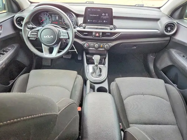 3KPF24AD3NE456845 2022 KIA FORTE - Image 8