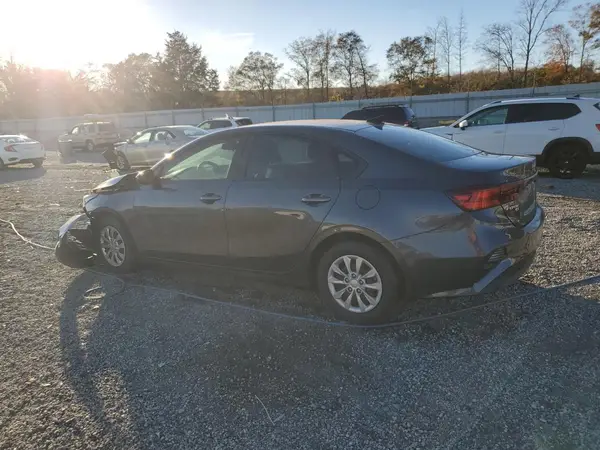3KPF24AD3NE457316 2022 KIA FORTE - Image 2