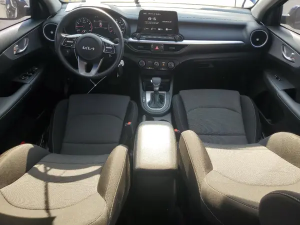 3KPF24AD3NE460796 2022 KIA FORTE - Image 8