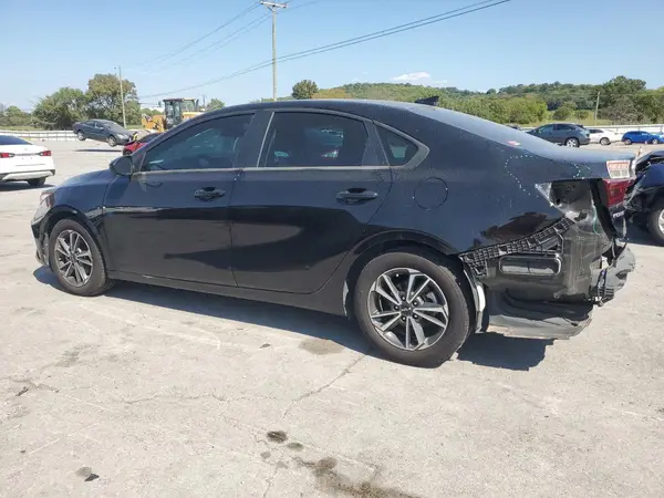 3KPF24AD3NE462225 2022 KIA FORTE - Image 2