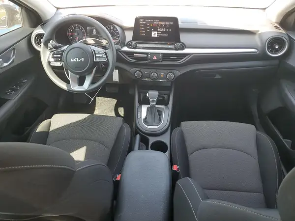 3KPF24AD3NE462225 2022 KIA FORTE - Image 8