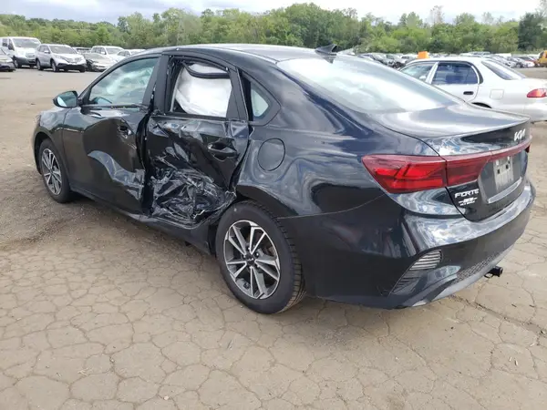 3KPF24AD3NE462998 2022 KIA FORTE - Image 2