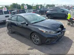 3KPF24AD3NE463004 2022 KIA FORTE