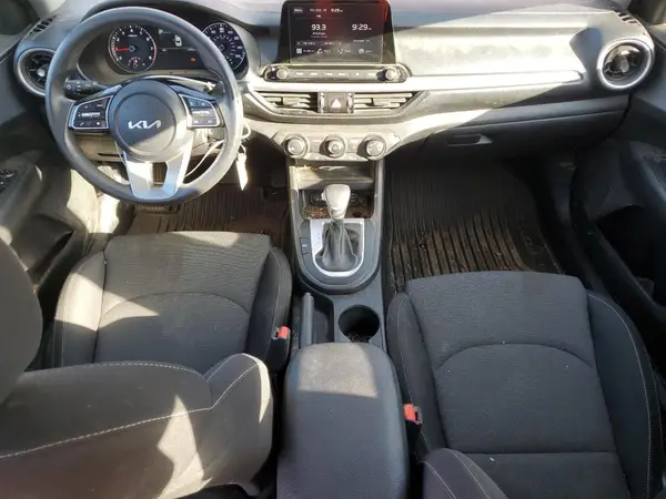 3KPF24AD3NE463987 2022 KIA FORTE - Image 8