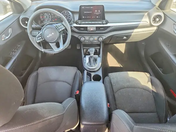 3KPF24AD3NE464329 2022 KIA FORTE - Image 8