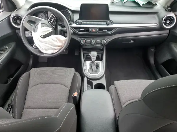 3KPF24AD3NE464363 2022 KIA FORTE - Image 8