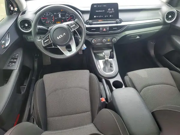 3KPF24AD3NE465657 2022 KIA FORTE - Image 8