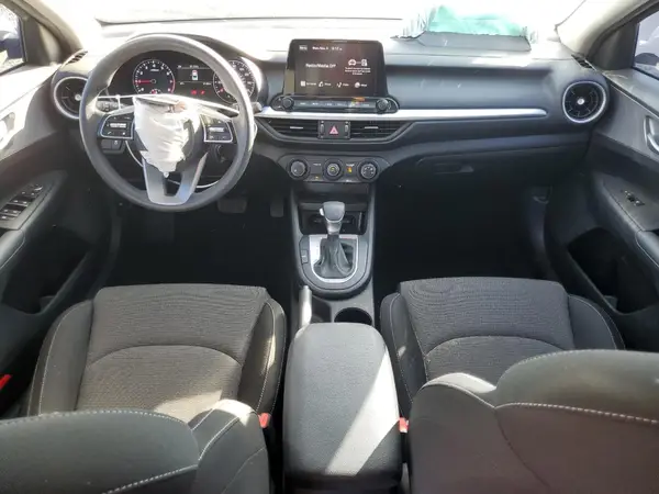 3KPF24AD3NE468090 2022 KIA FORTE - Image 8