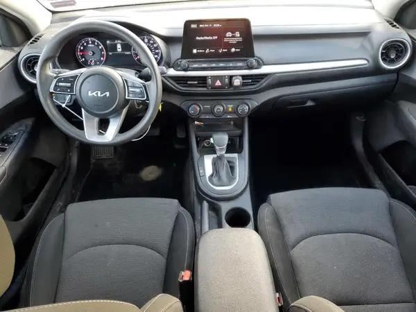 3KPF24AD3NE470020 2022 KIA FORTE - Image 8