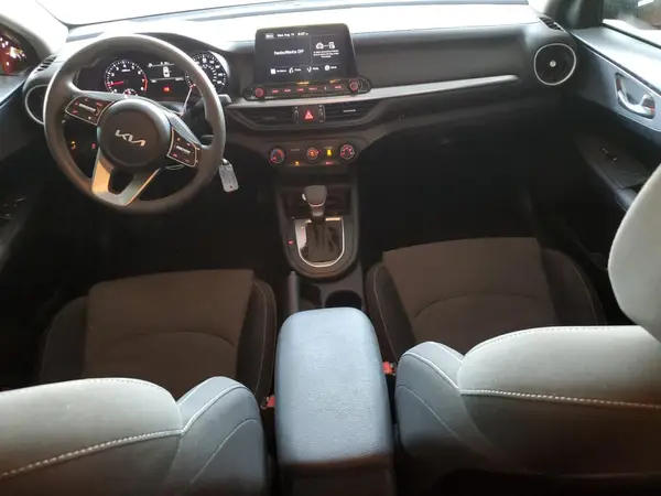 3KPF24AD3NE471717 2022 KIA FORTE - Image 8