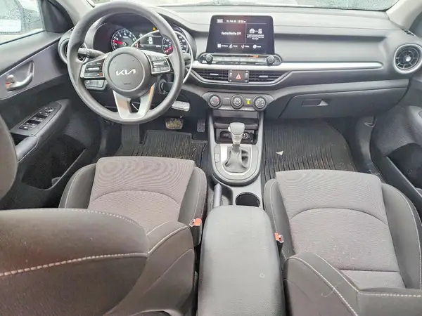 3KPF24AD3NE472429 2022 KIA FORTE - Image 8