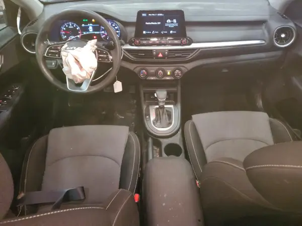 3KPF24AD3NE472723 2022 KIA FORTE - Image 8