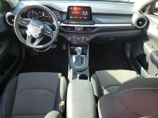 3KPF24AD3NE473371 2022 KIA FORTE - Image 8