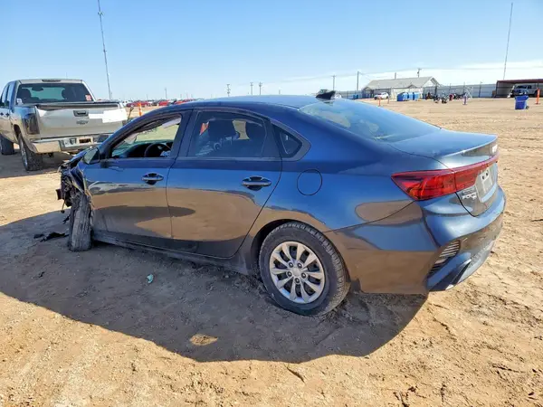 3KPF24AD3NE474732 2022 KIA FORTE - Image 2