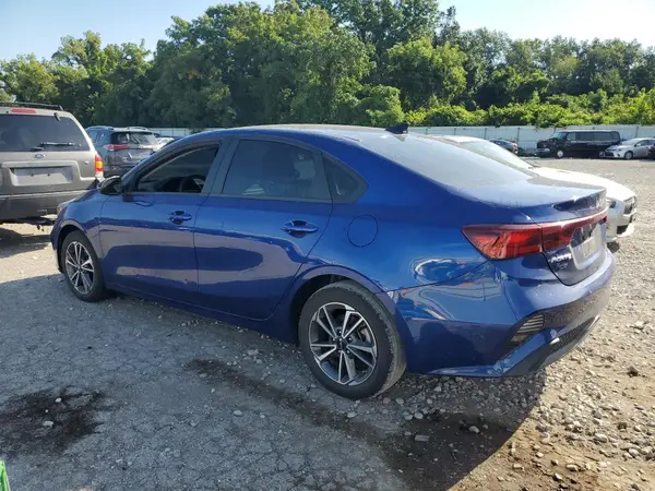 3KPF24AD3NE475864 2022 KIA FORTE - Image 2