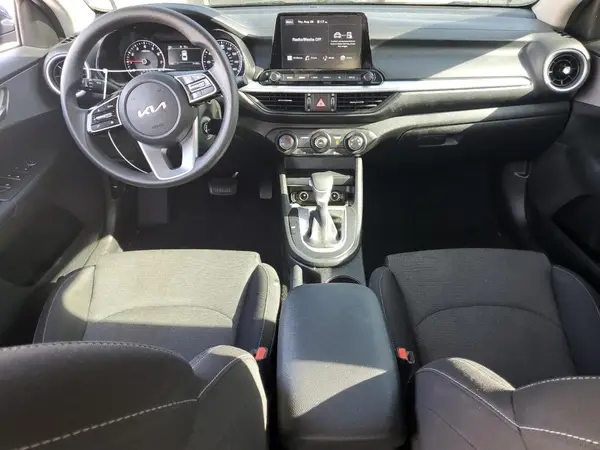 3KPF24AD3NE475864 2022 KIA FORTE - Image 8