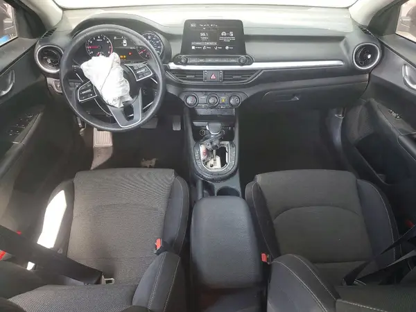 3KPF24AD3NE476884 2022 KIA FORTE - Image 8