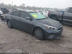 3KPF24AD3NE481177 2022 KIA FORTE