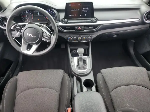 3KPF24AD3NE481681 2022 KIA FORTE - Image 8