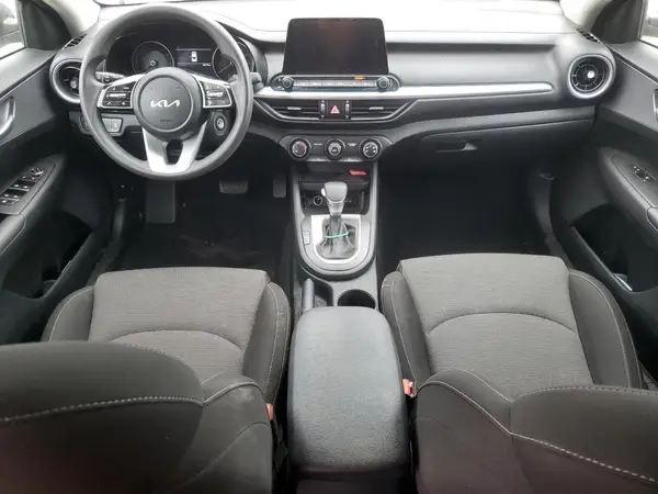 3KPF24AD3NE482152 2022 KIA FORTE - Image 8