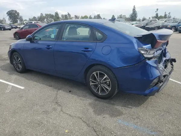 3KPF24AD3NE482913 2022 KIA FORTE - Image 2