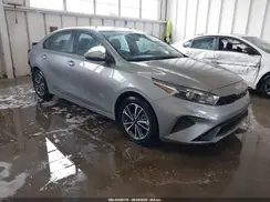 3KPF24AD3NE483544 2022 KIA FORTE
