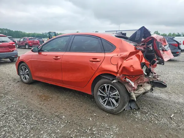 3KPF24AD3NE490560 2022 KIA FORTE - Image 2