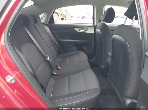 3KPF24AD3NE493975 2022 KIA FORTE - Image 8