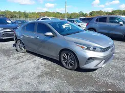 3KPF24AD3NE495225 2022 KIA FORTE