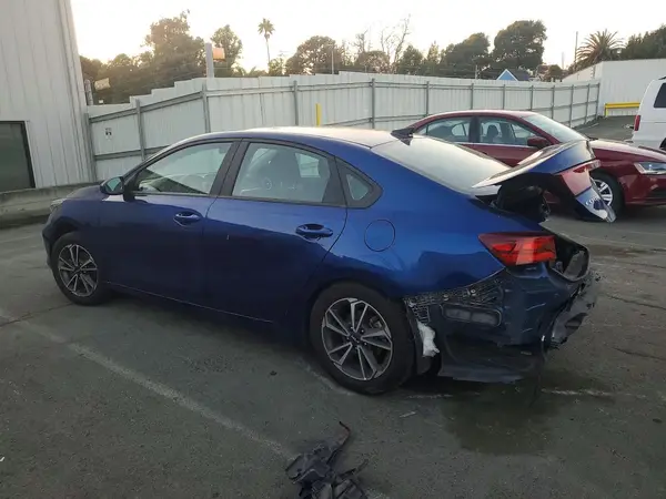 3KPF24AD3NE496150 2022 KIA FORTE - Image 2