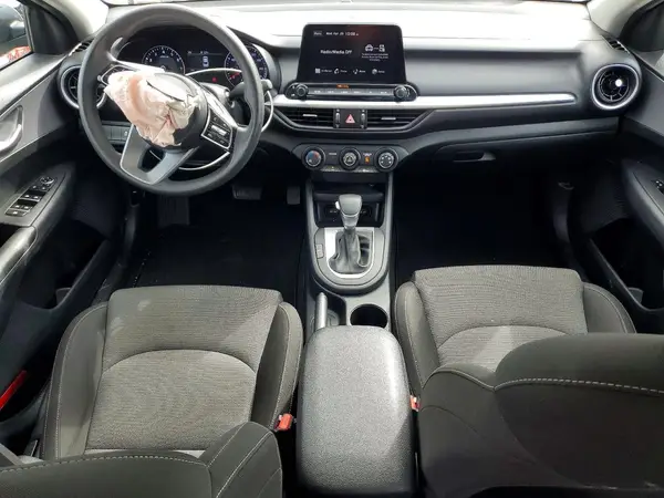 3KPF24AD3NE498142 2022 KIA FORTE - Image 8