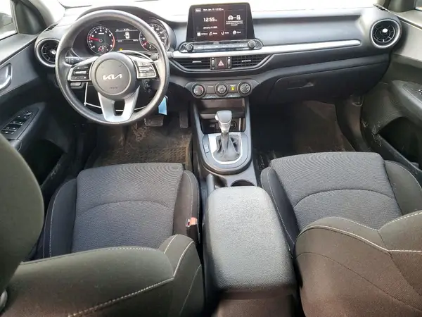 3KPF24AD3NE499064 2022 KIA FORTE - Image 8