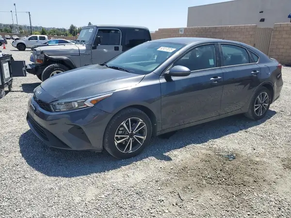 3KPF24AD3NE502352 2022 KIA FORTE - Image 1