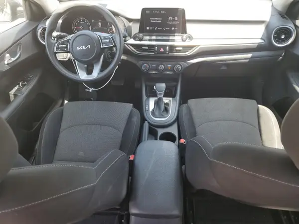 3KPF24AD3NE502352 2022 KIA FORTE - Image 8