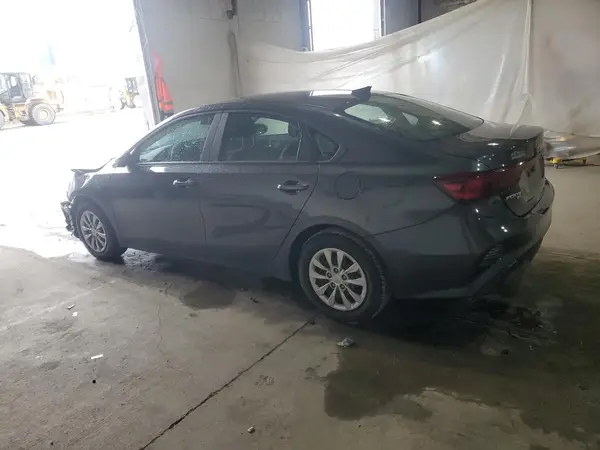 3KPF24AD3NE502819 2022 KIA FORTE - Image 2