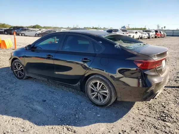 3KPF24AD3NE503727 2022 KIA FORTE - Image 2
