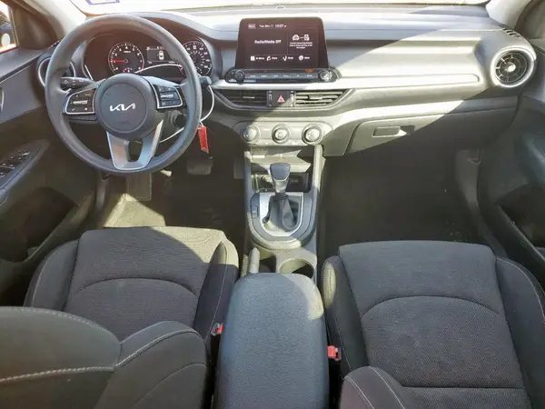 3KPF24AD3NE503727 2022 KIA FORTE - Image 8