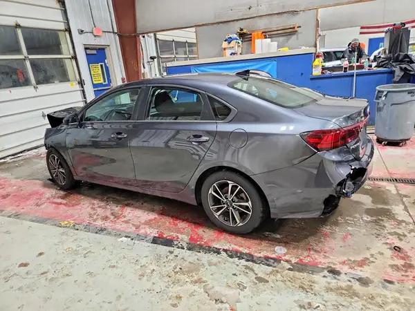3KPF24AD3PE504105 2023 KIA FORTE - Image 2