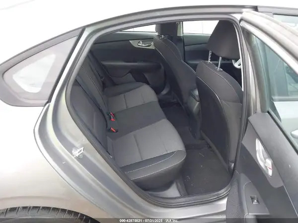 3KPF24AD3PE507019 2023 KIA FORTE - Image 8