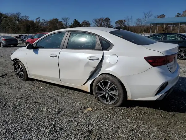 3KPF24AD3PE509434 2023 KIA FORTE - Image 2