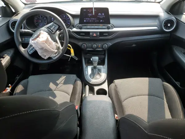 3KPF24AD3PE511068 2023 KIA FORTE - Image 8