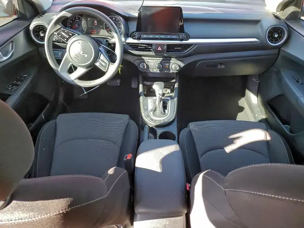 3KPF24AD3PE514603 2023 KIA FORTE - Image 8