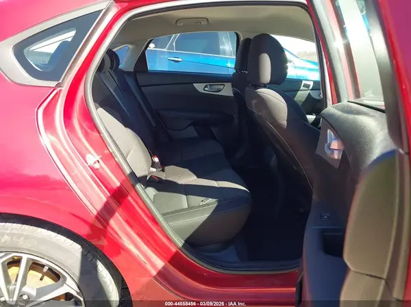 3KPF24AD3PE515427 2023 KIA FORTE - Image 8