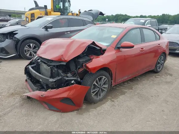 3KPF24AD3PE516092 2023 KIA FORTE - Image 2